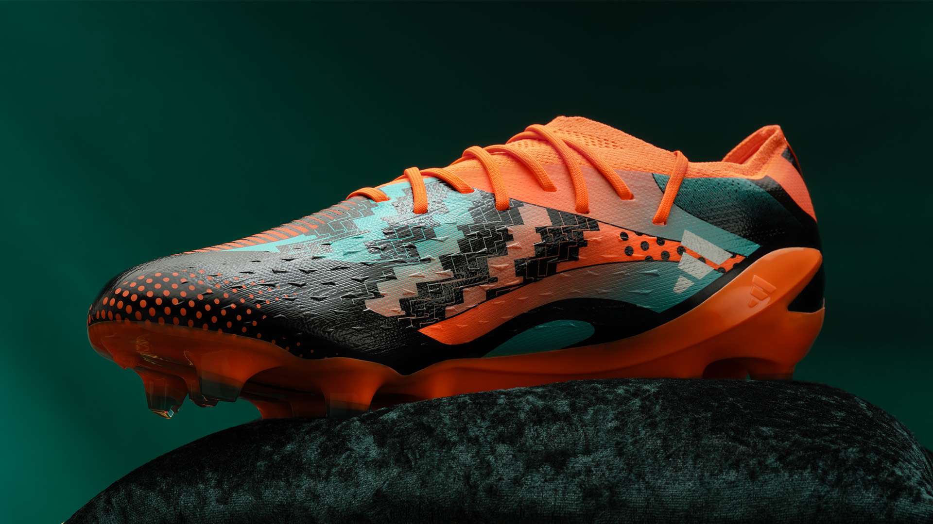 更是对整个 更是对整个